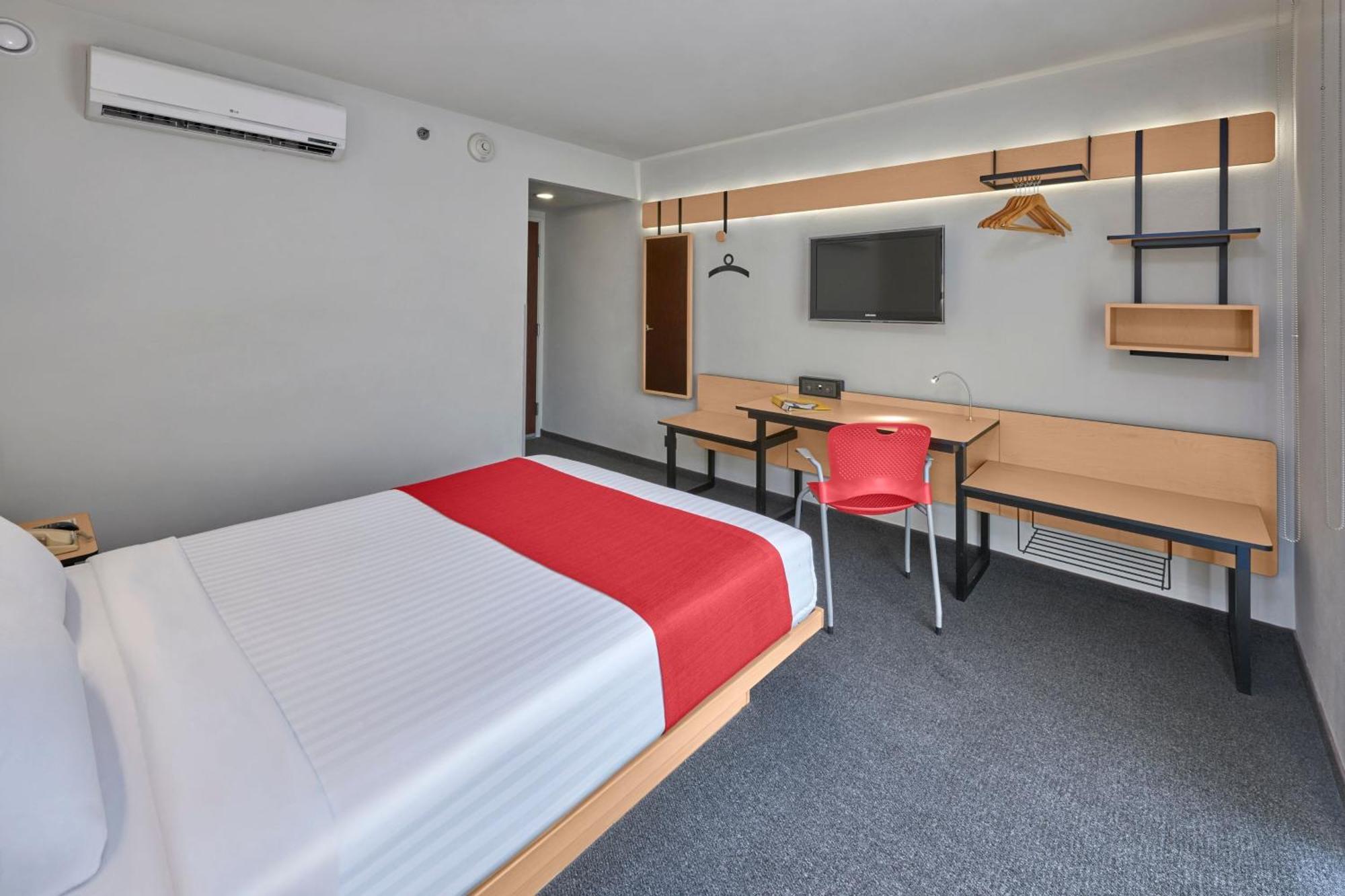 Hotel Express By Marriott Guadalajara Expo