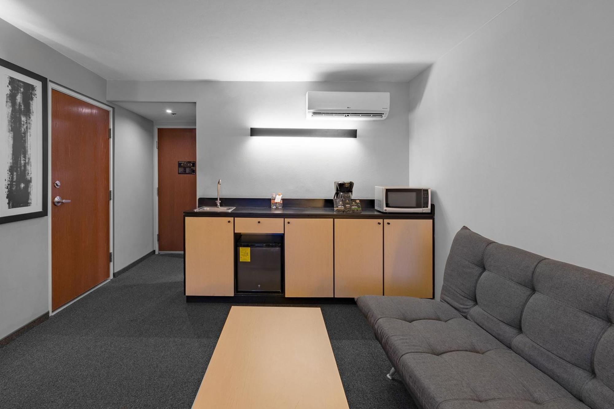 Hotel Express By Marriott Guadalajara Expo Zapopan