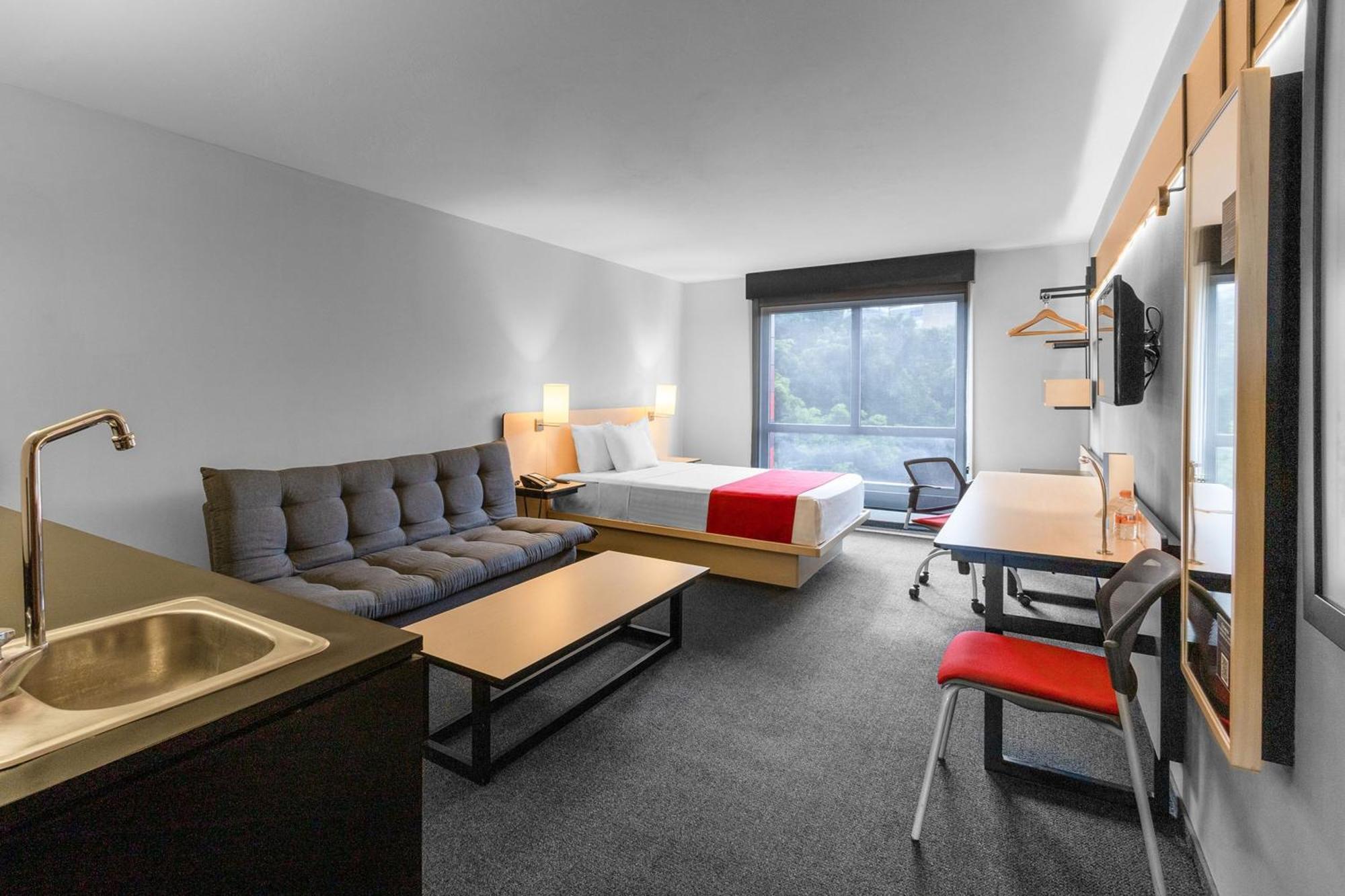 Express By Marriott Guadalajara Expo