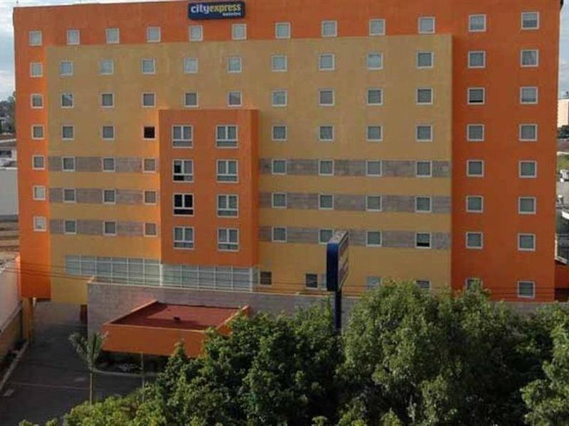 Express By Marriott Guadalajara Expo 4*