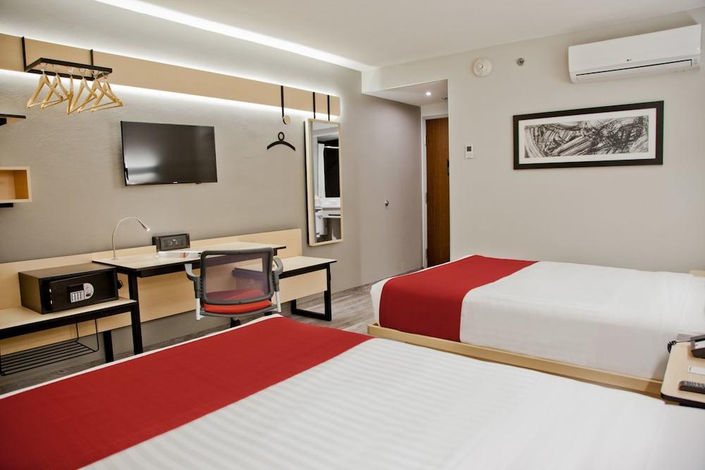 Express By Marriott Guadalajara Expo Hotel